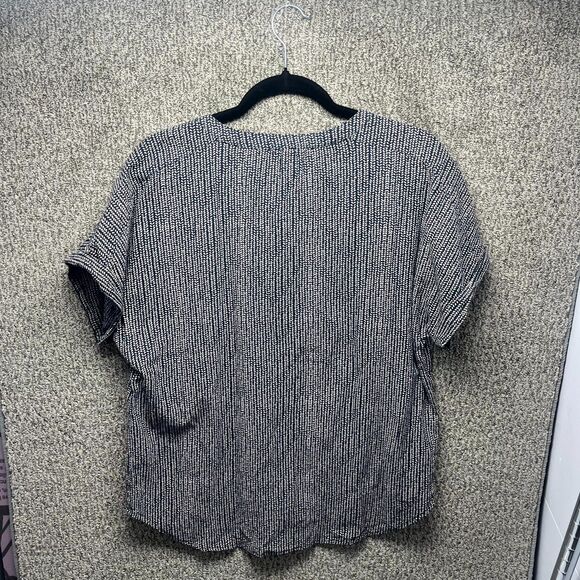 L.L. Bean Womens Large Blouse Top Black White Print Organic Cotton Button Front - Picture 11 of 15